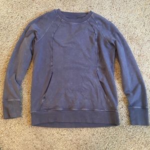 Lululemon size 12 crew neck sweatshirt